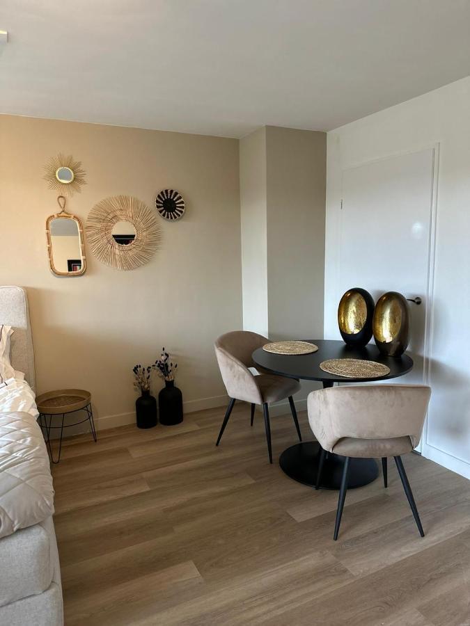 Studio Aan De Maas Apartment Zwijndrecht Bagian luar foto