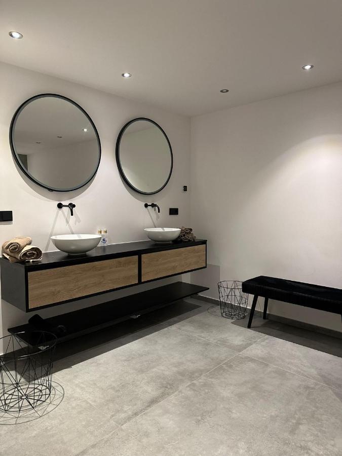 Studio Aan De Maas Apartment Zwijndrecht Bagian luar foto