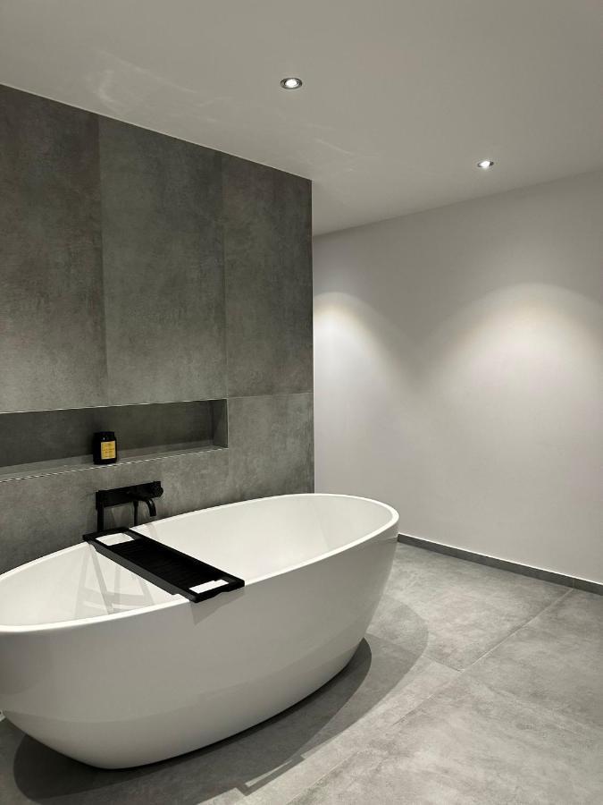 Studio Aan De Maas Apartment Zwijndrecht Bagian luar foto
